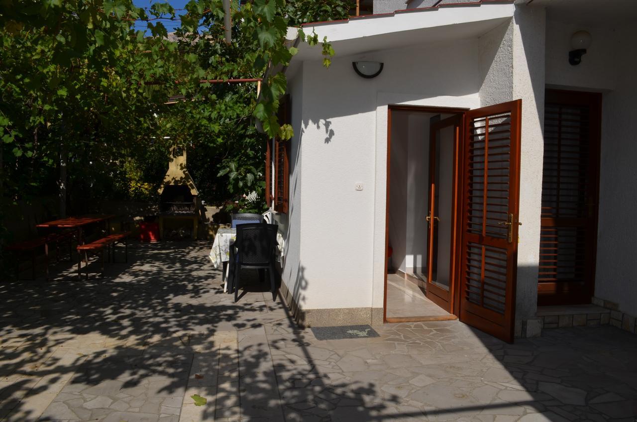 Apartments Sersic Baska I Exterior foto